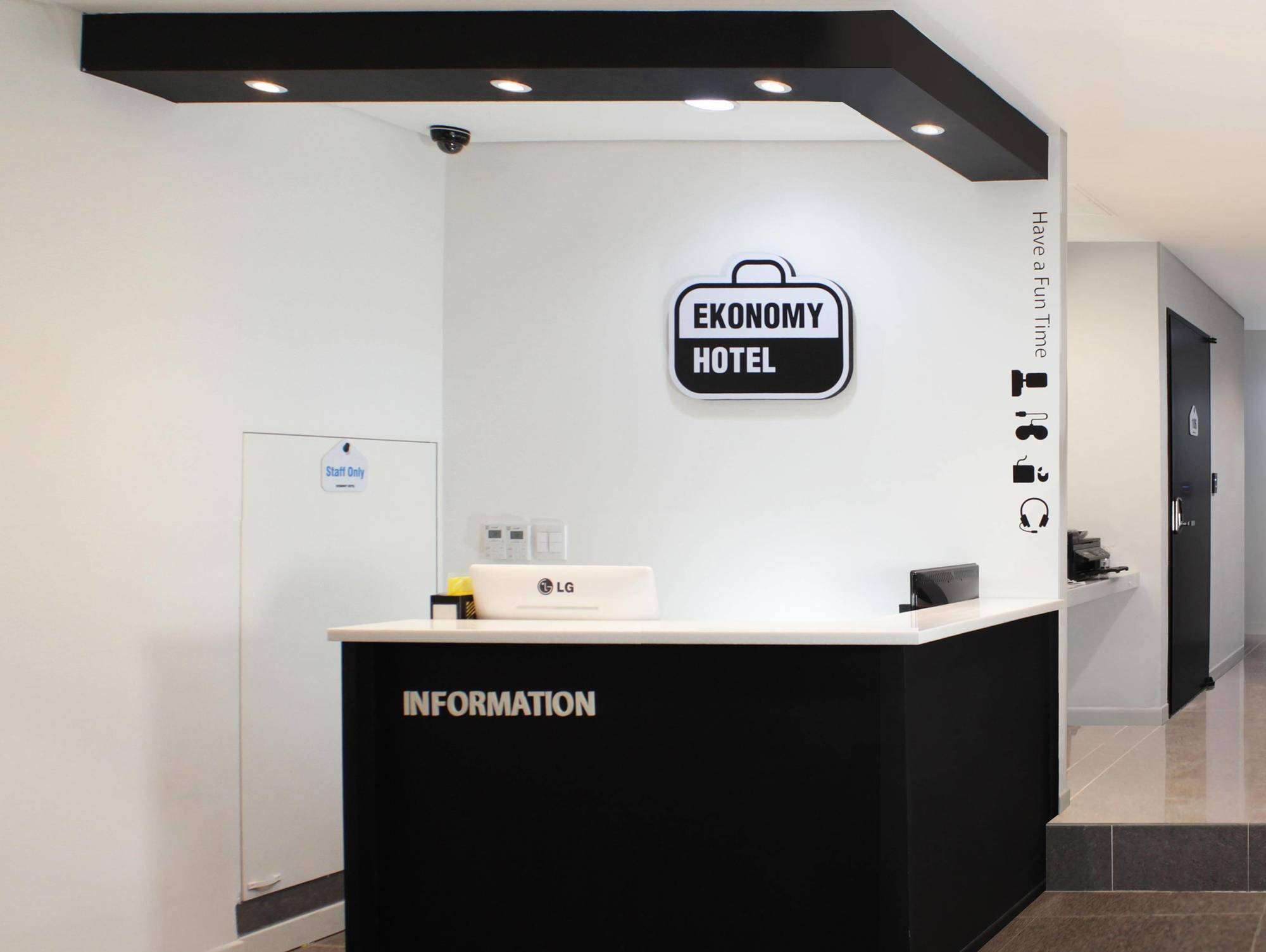 סיאול Ekonomy Hotel Dongdaemun מראה חיצוני תמונה